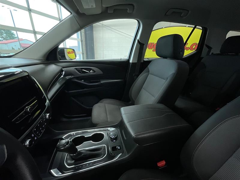 2020 CHEVROLET TRAVERSE LS