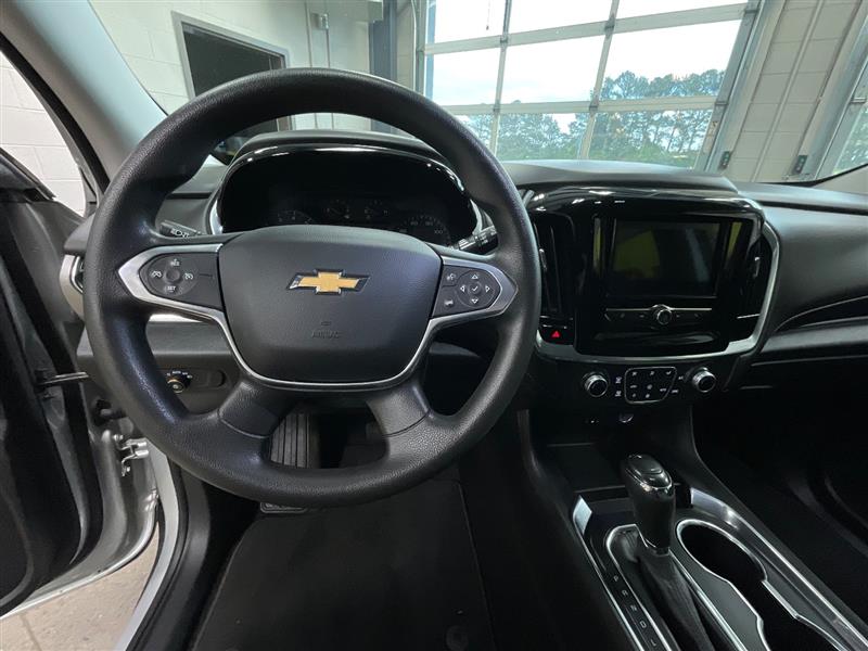 2020 CHEVROLET TRAVERSE LS