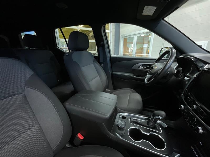 2022 CHEVROLET TRAVERSE LT CLOTH