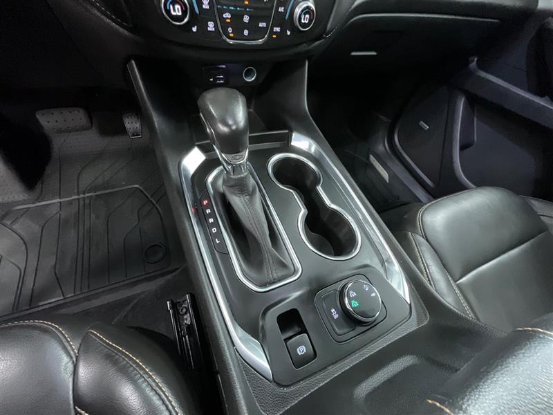 2021 CHEVROLET TRAVERSE LT LEATHER