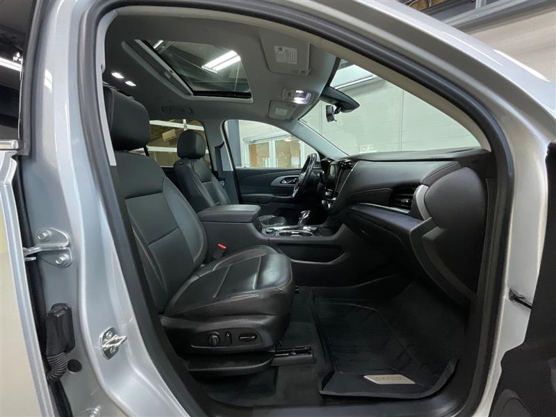 2021 CHEVROLET TRAVERSE LT LEATHER