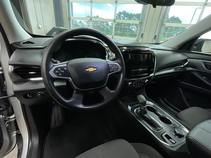 2021 CHEVROLET TRAVERSE LS
