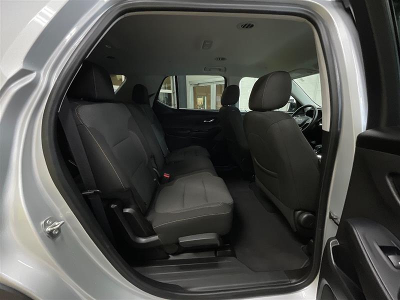 2021 CHEVROLET TRAVERSE LS