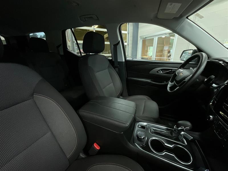 2021 CHEVROLET TRAVERSE LS
