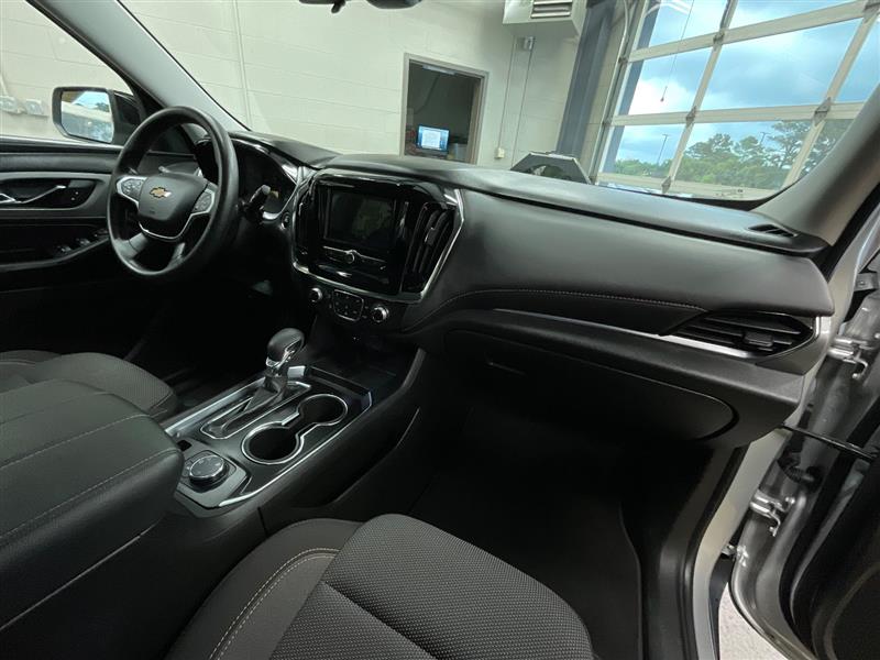 2021 CHEVROLET TRAVERSE LS