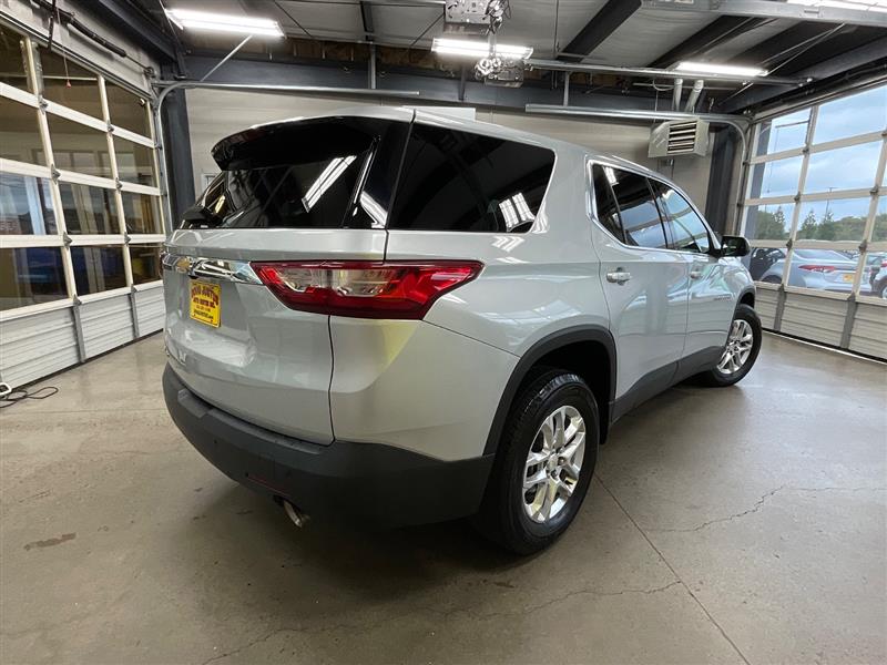 2021 CHEVROLET TRAVERSE LS