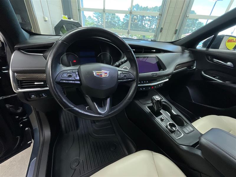 2019 CADILLAC XT4 FWD SPORT