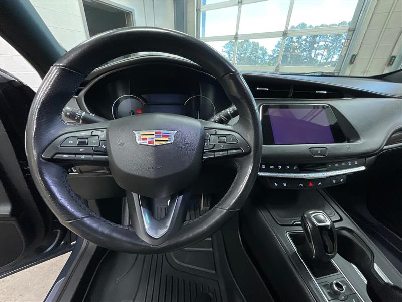 2019 CADILLAC XT4 FWD SPORT