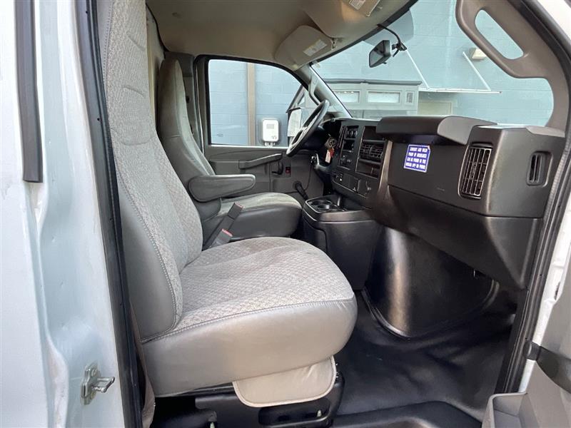 2019 CHEVROLET EXPRESS COMMERCIAL CUTAWAY 