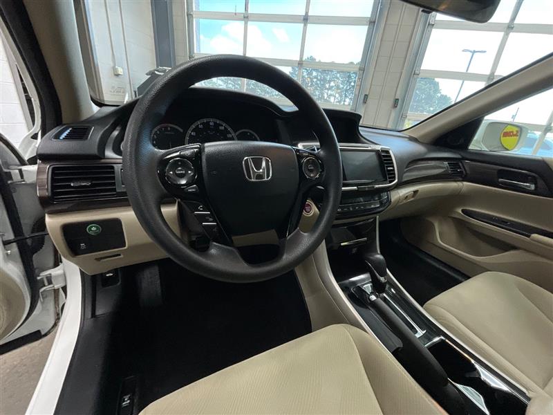 2017 HONDA ACCORD EX