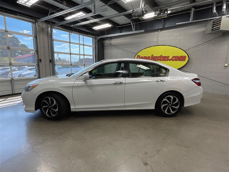 2017 HONDA ACCORD EX
