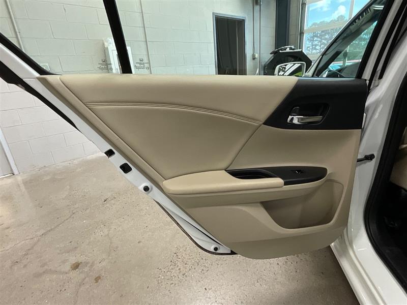 2017 HONDA ACCORD EX