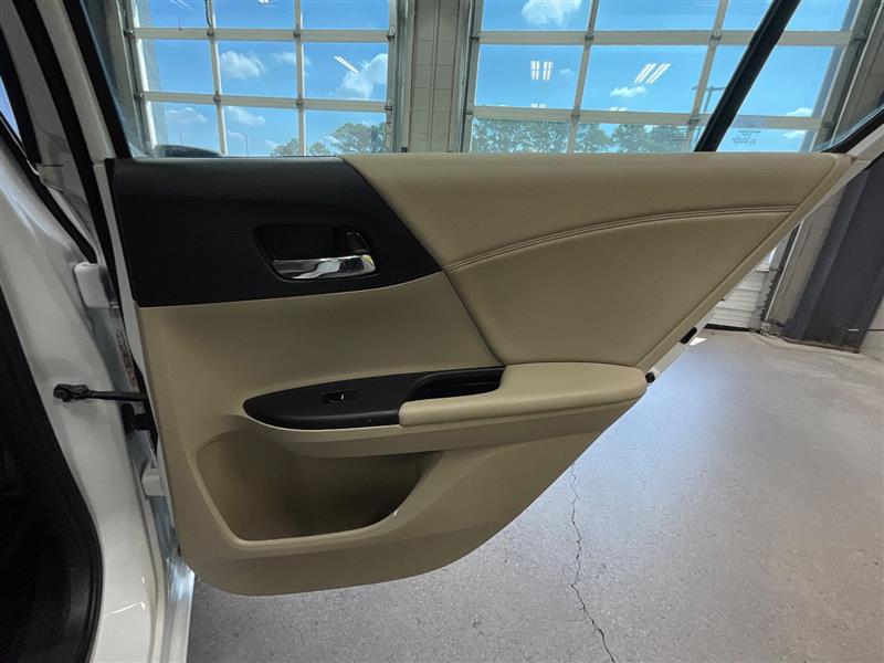 2017 HONDA ACCORD EX