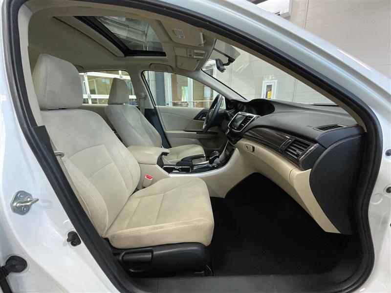 2017 HONDA ACCORD EX