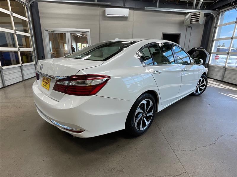 2017 HONDA ACCORD EX