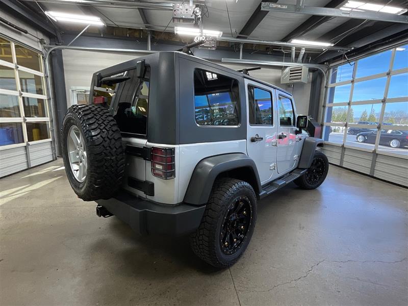 2010 JEEP WRANGLER UNLIMITED Sport