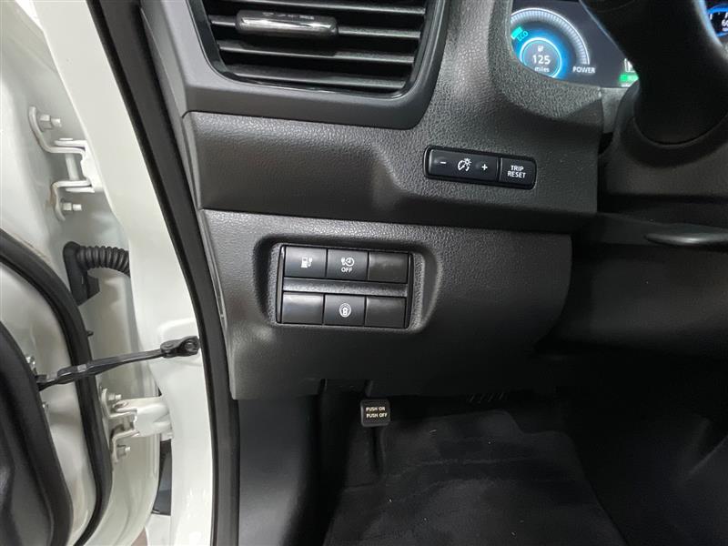 2023 NISSAN LEAF S