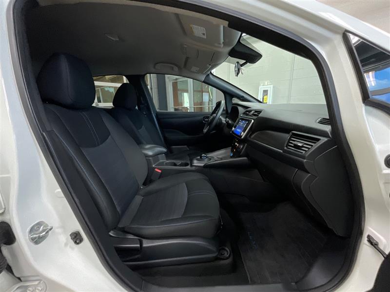 2023 NISSAN LEAF S
