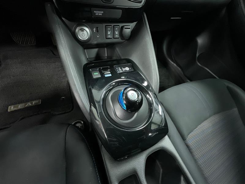 2018 NISSAN LEAF SV