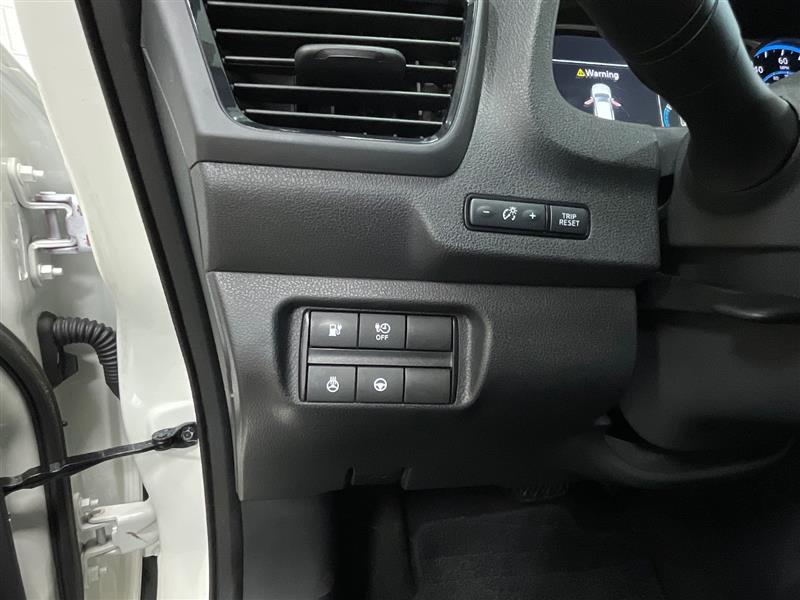 2018 NISSAN LEAF SV