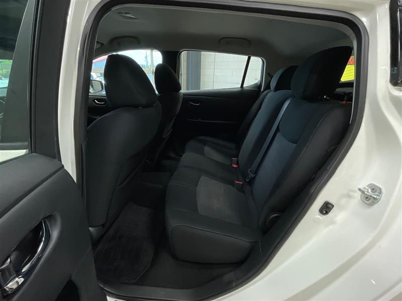 2018 NISSAN LEAF SV