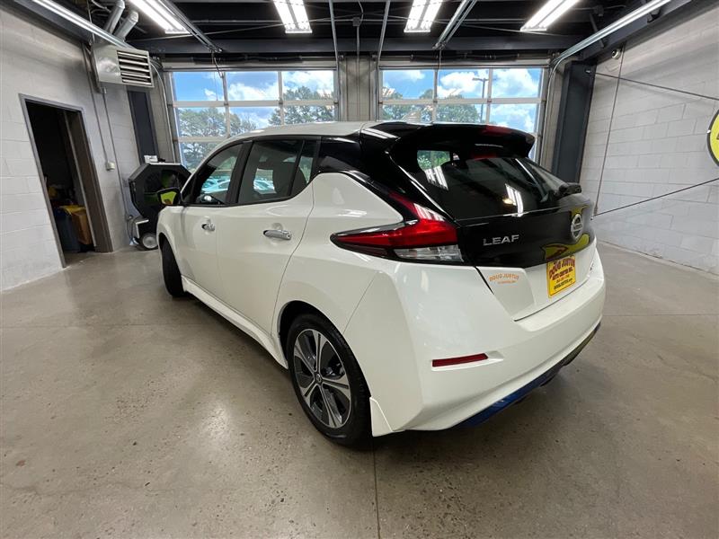2018 NISSAN LEAF SV