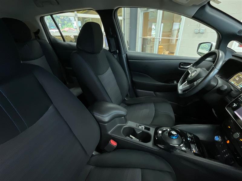 2018 NISSAN LEAF SV