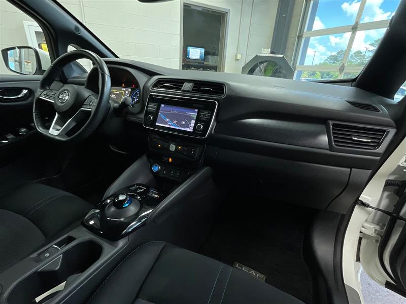 2018 NISSAN LEAF SV