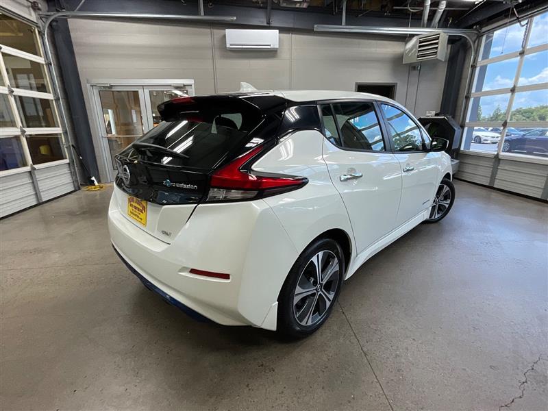 2018 NISSAN LEAF SV