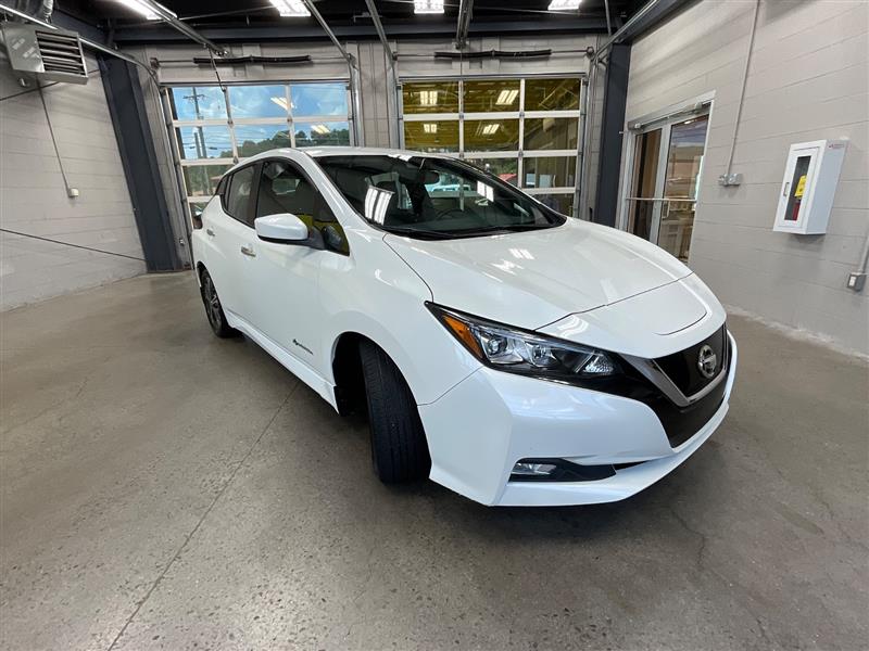 2018 NISSAN LEAF SV