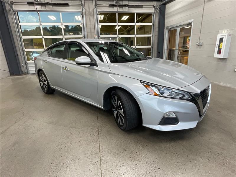 2022 NISSAN ALTIMA 2.5 SV