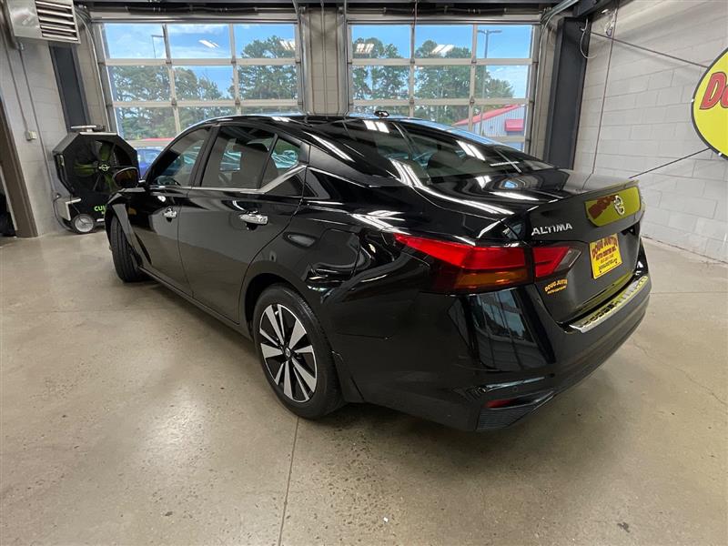 2021 NISSAN ALTIMA 2.5 SV