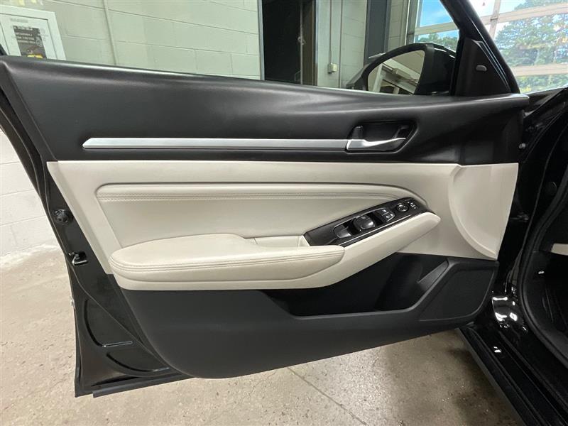 2021 NISSAN ALTIMA 2.5 SV