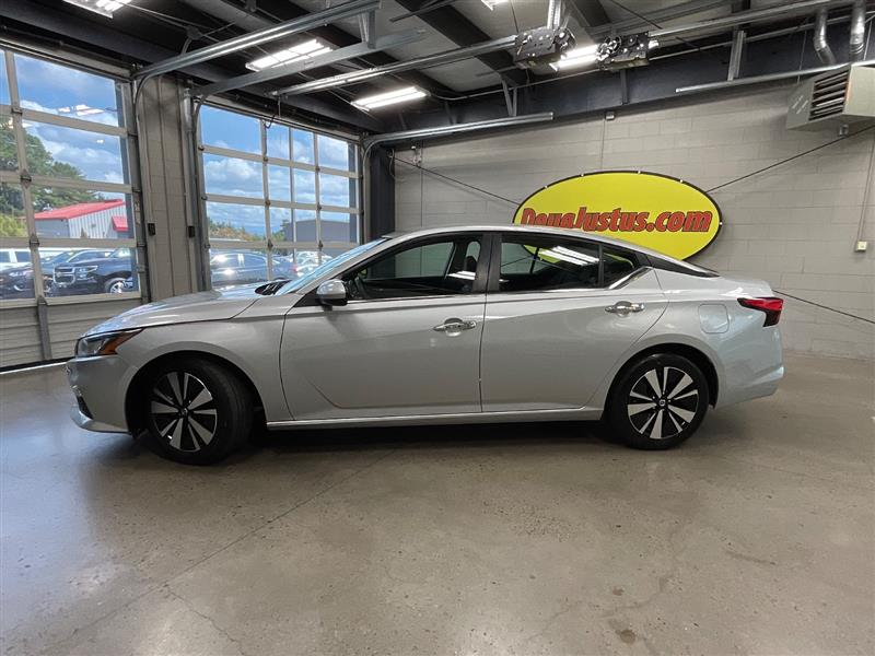 2022 NISSAN ALTIMA 2.5 SV