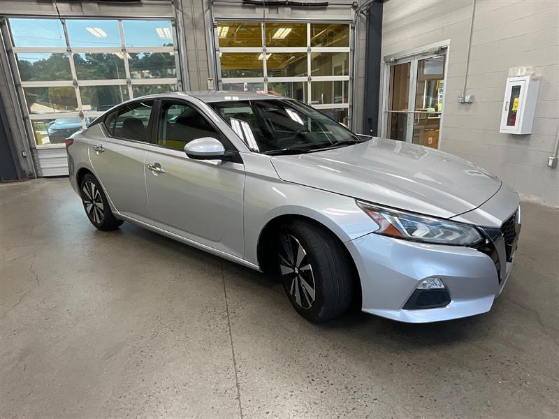 2022 NISSAN ALTIMA 2.5 SV