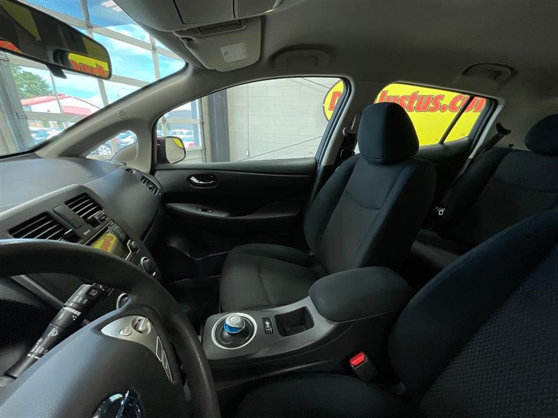 2016 NISSAN LEAF S
