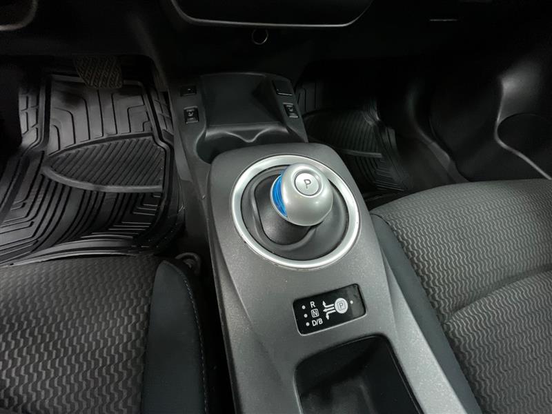 2016 NISSAN LEAF S