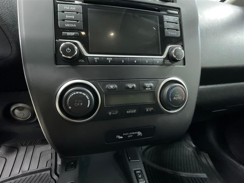 2016 NISSAN LEAF S