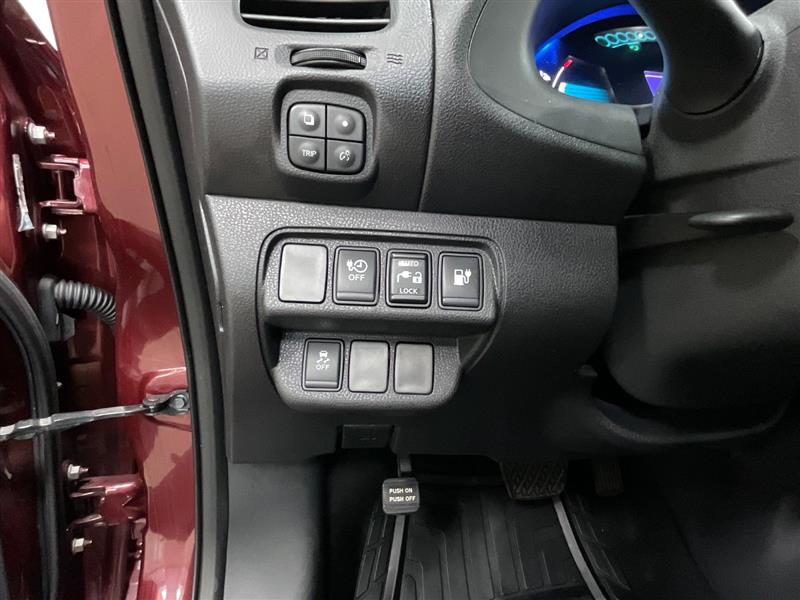 2016 NISSAN LEAF S