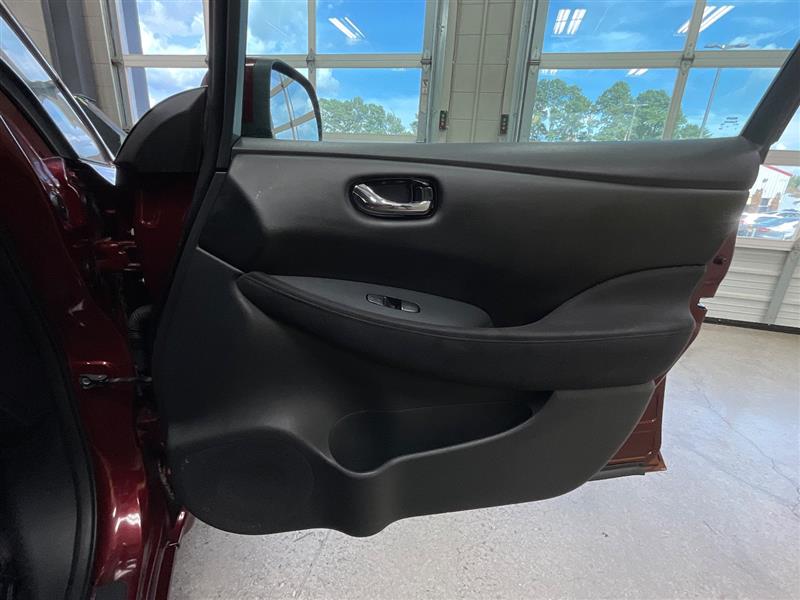 2016 NISSAN LEAF S