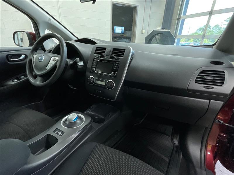 2016 NISSAN LEAF S