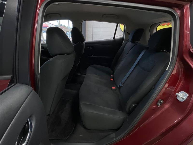 2017 NISSAN LEAF SV