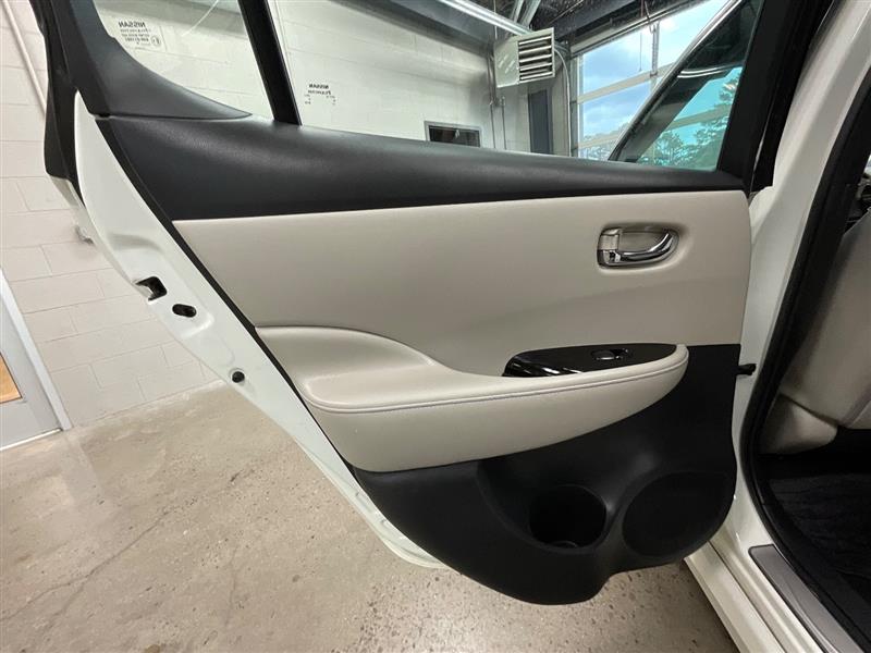 2020 NISSAN LEAF SL PLUS