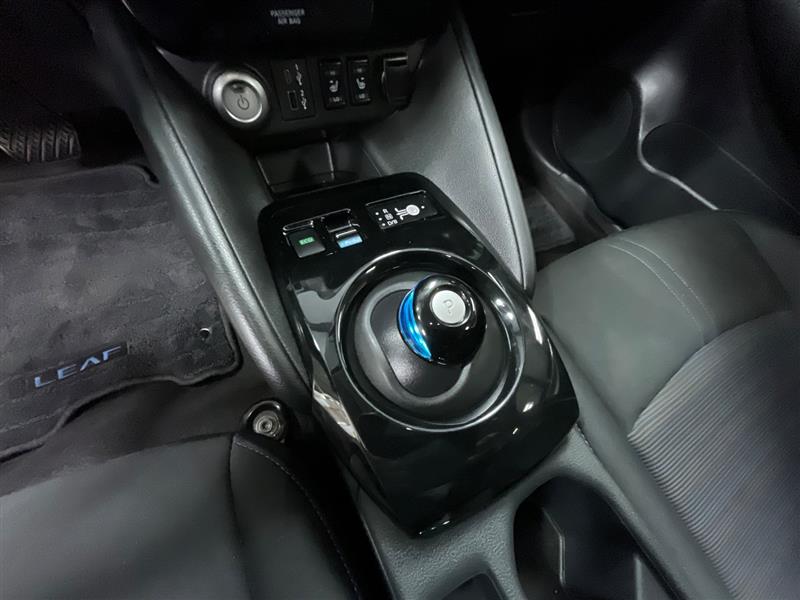 2024 NISSAN LEAF SV PLUS