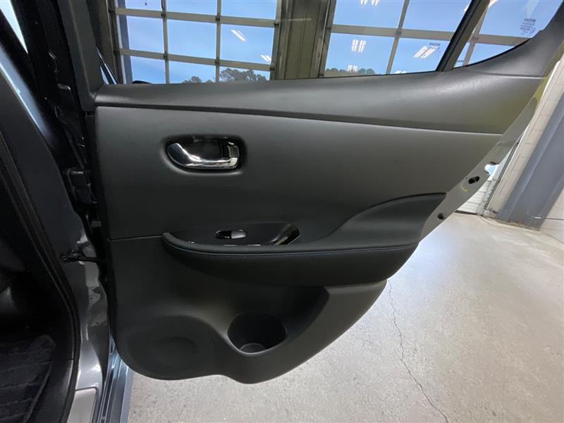 2024 NISSAN LEAF SV PLUS