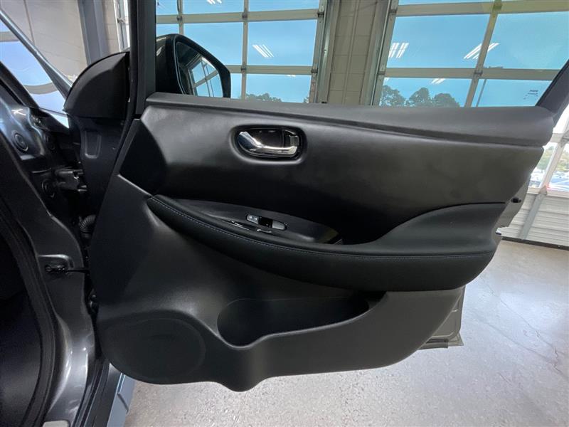 2024 NISSAN LEAF SV PLUS