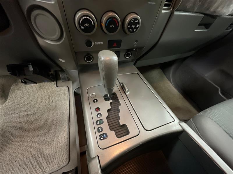 2006 NISSAN TITAN SE