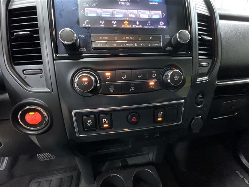 2022 NISSAN TITAN SV