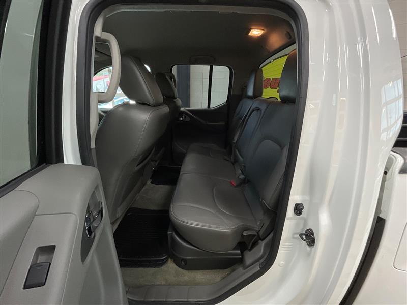 2013 NISSAN FRONTIER SL