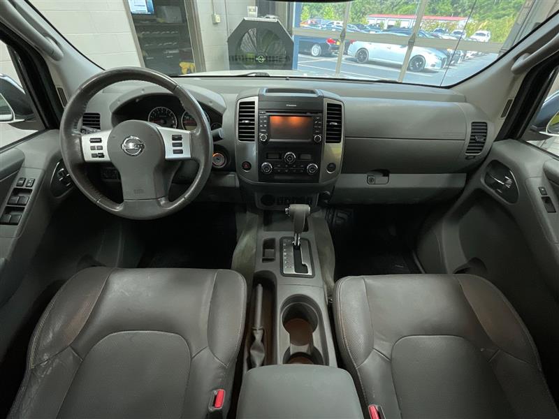 2013 NISSAN FRONTIER SL